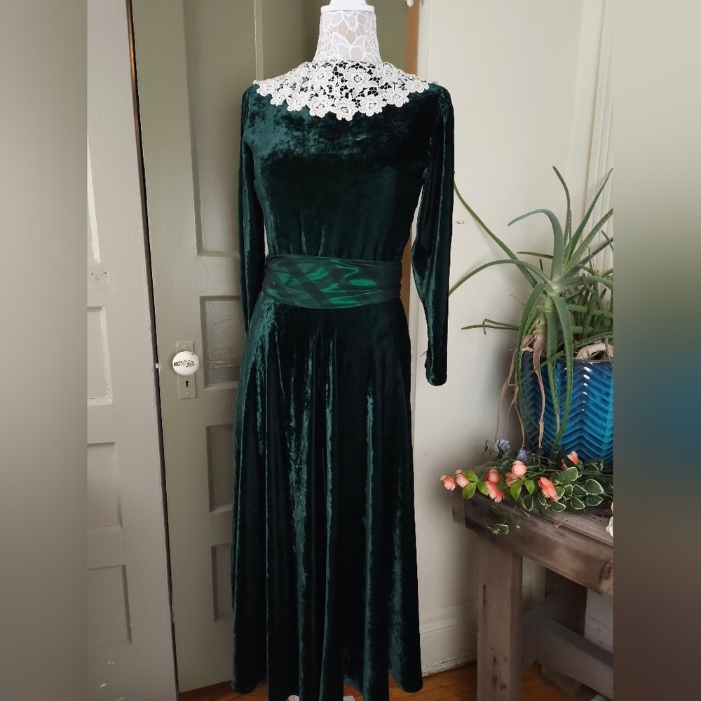 Emerald Green Velvet And Lace Vintage Handmade Maxi Dress Women's XS